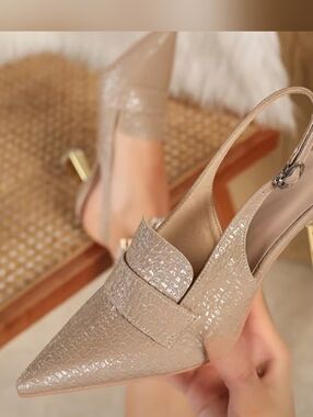 🔥NEW Tan Faux Snake Embossed Pointed Toe Pumps, Gold/Acrylic Heels, Sz US 10